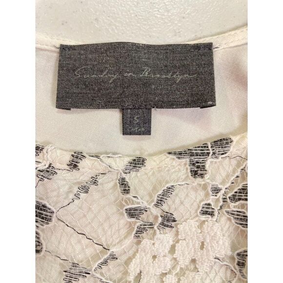 Anthropologie Sunday In Brooklyn Gray White Lace Rayon Linen Top Small - Picture 6 of 7